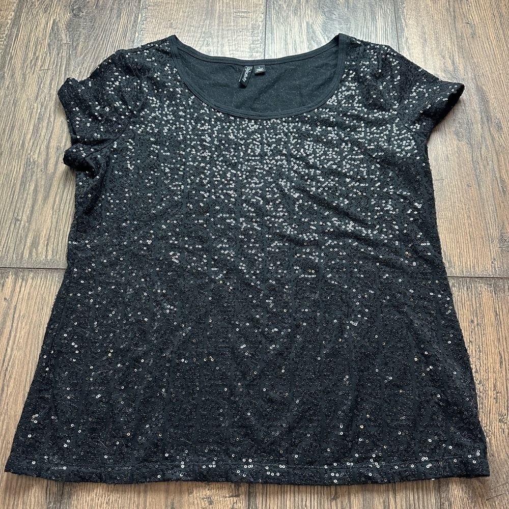 Relativity Black Top